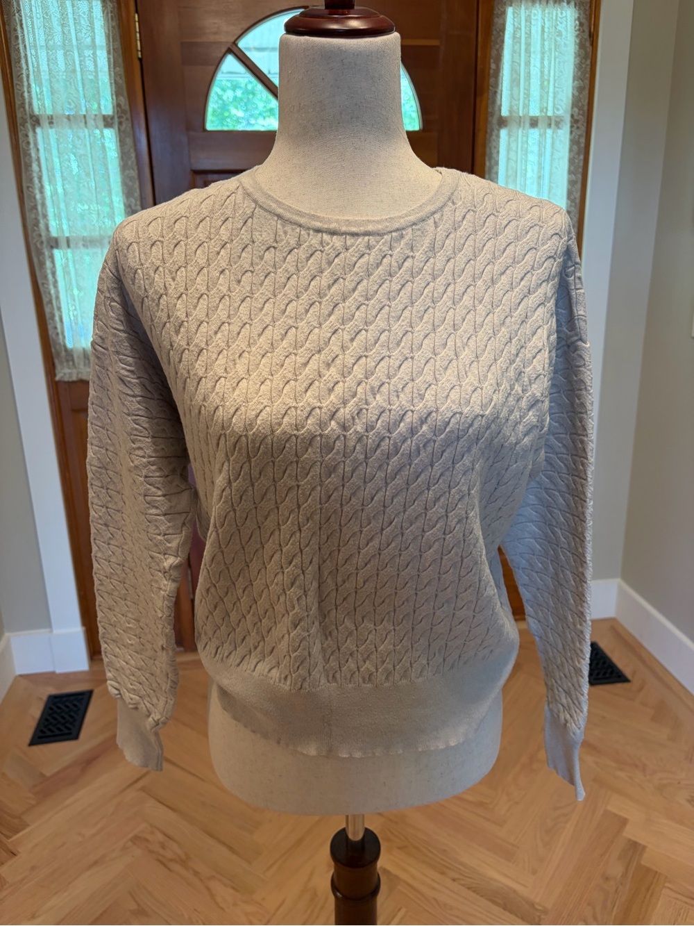 Tahari Women’s Classic Cable-Knit Crew Neck Sweater in Creamy Light Beige Size M